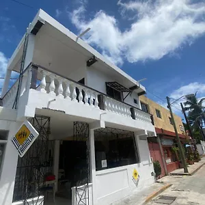 La Famiglia Isla Mujeres